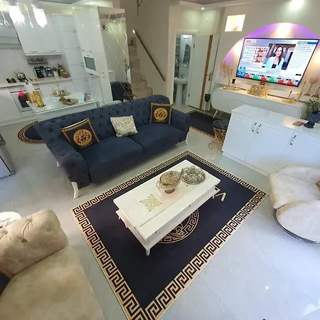 Offering A Relaxed And Inviting Atmosphere *